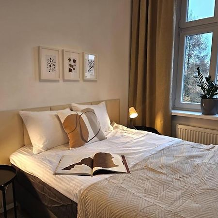 שורזוב Urban Apartments Premium No12, Free Parking, Self Check-In מראה חיצוני תמונה